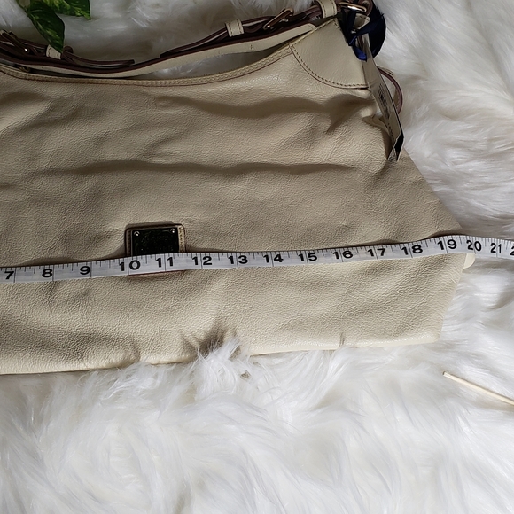 Designer Handbag - Picture 11 of 12